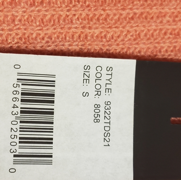 COPY - LINE 100% CASHMERE SWEATER - Picture 8 of 9